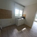 Appartement de 72 m² avec 4 chambre(s) en location à Cenon