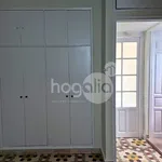 Rent 4 bedroom apartment of 200 m² in  Sevilla