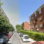 Rent 4 bedroom apartment of 90 m² in Rome