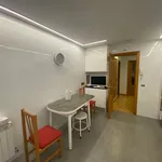 Alquilo 4 dormitorio apartamento de 140 m² en Madrid