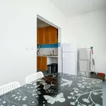 Rent a room in lisbon