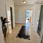 Rent 3 bedroom apartment in Prague