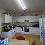 Rent 6 bedroom house in Yorkshire And The Humber