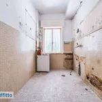 Affitto 3 camera appartamento di 88 m² in Naples