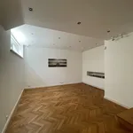 Miete 6 Schlafzimmer haus von 262 m² in Vienna