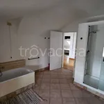 Rent 3 bedroom apartment of 90 m² in Genova