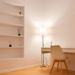 Rent 3 bedroom apartment of 15 m² in Barcelona