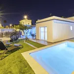 Rent 3 bedroom house of 1420 m² in Málaga