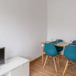 Rent 1 bedroom apartment in Lisbon