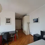 Affitto 1 camera casa di 55 m² in Milan