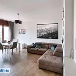 Affitto 3 camera appartamento di 90 m² in Bologna