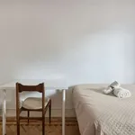 Rent a room in lisbon