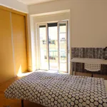 Rent 4 bedroom apartment in Lisbon