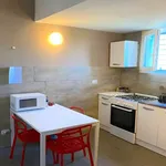 Rent 4 bedroom apartment in Rome