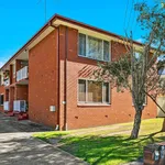 Rent 2 bedroom apartment in Wollongong