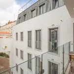 Rent 2 bedroom apartment of 88 m² in Lisbon