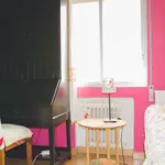 Rent a room of 100 m² in madrid