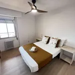 Rent a room of 150 m² in valencia