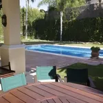 Rent 5 bedroom apartment of 370 m² in Marbella