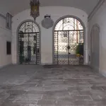 Rent 1 bedroom apartment of 50 m² in FIRENZE