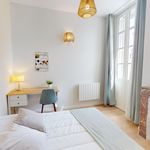Louez une chambre de 120 m² à Bordeaux