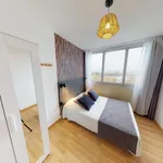 Rent 4 bedroom apartment in Lille