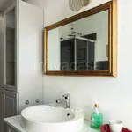 Rent 2 bedroom apartment of 49 m² in Milano