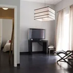 Rent 2 bedroom apartment of 90 m² in Cadiz']