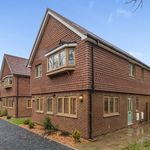 Rent 3 bedroom house in South East England