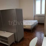 Rent 1 bedroom apartment of 45 m² in Milano