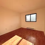 Rent 4 bedroom apartment in Sherbrooke