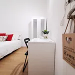 Rent 11 bedroom apartment in Madrid