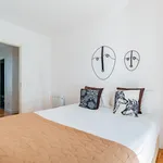 Rent 2 bedroom apartment of 95 m² in Lisbon