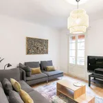 Rent 3 bedroom apartment in barcelona