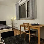 Miete 5 Schlafzimmer wohnung von 91 m² in Augsburg