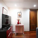 Rent 5 bedroom apartment in Lisbon