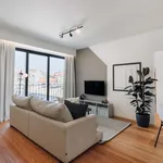 Rent 4 bedroom apartment of 74 m² in Lisboa