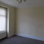 Rent 3 bedroom flat in Llwchwr