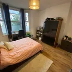 Rent 6 bedroom house in Exeter