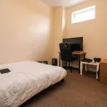 Rent 4 bedroom flat in Southampton