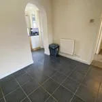 Rent 3 bedroom apartment in Yorkshire And The Humber