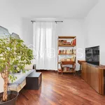 Rent 2 bedroom apartment of 72 m² in Milano