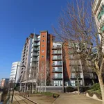 Rent 2 bedroom apartment in Leeds