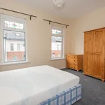 Rent 2 bedroom house in Belfast