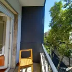 Rent a room of 60 m² in lisbon