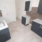 Rent 3 bedroom flat in Wales