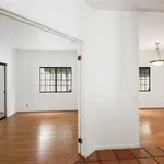 Rent 4 bedroom house of 305 m² in manhattan beach