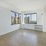 Rent 5 bedroom apartment of 295 m² in New York City