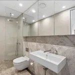 Rent 3 bedroom apartment in Surry Hills