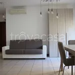 Rent 2 bedroom apartment of 60 m² in Milano